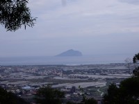 遠眺龜山島<br/> 攝影：Eva隨手拍