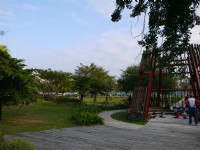 卫武营都会公园<br/> 摄影：三個井