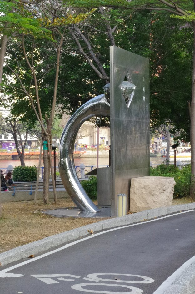 愛河自行車道 攝影：Eva隨手拍
