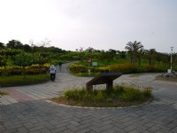 高雄都會公園<br/> 攝影：三個井