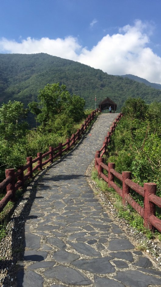 龍頭山望夫崖 攝影：旅遊王攝影組