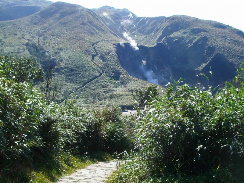 溫泉地熱景觀 攝影：老山羊部落格
