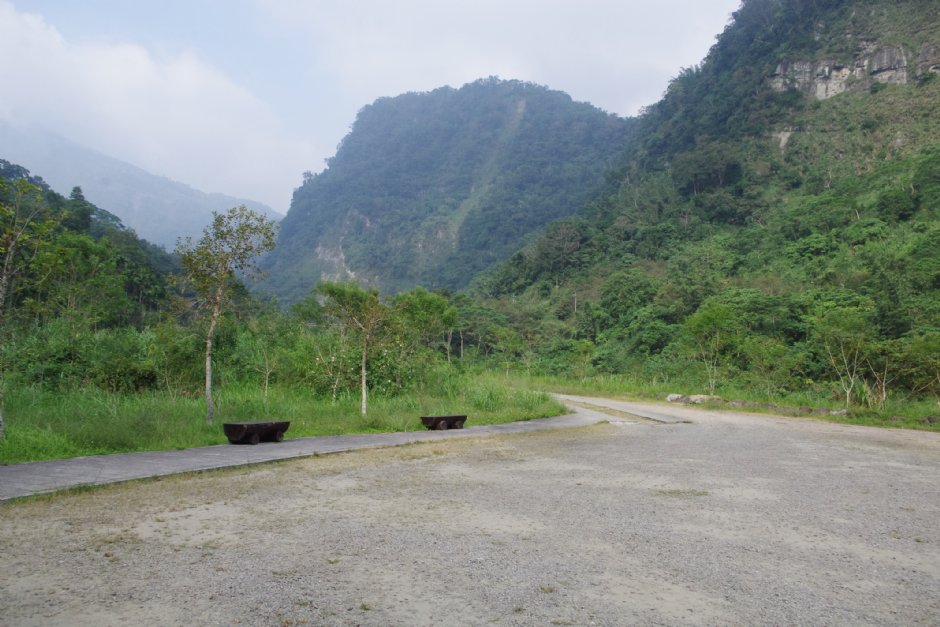 峭壁步道 攝影：Eva隨手拍