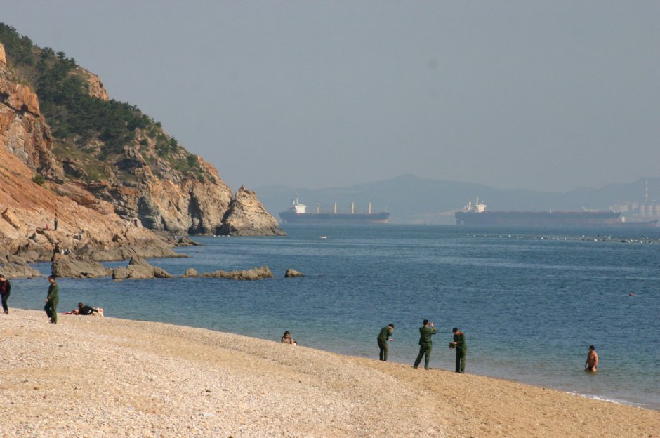 大連濱海的沙灘 攝影：馮順