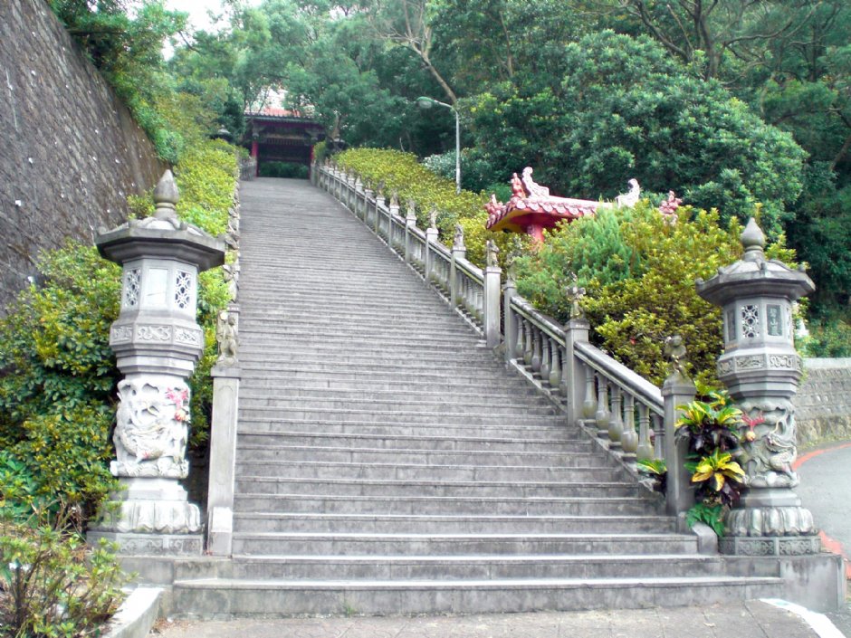 碧山巖~入口石階 攝影：amo