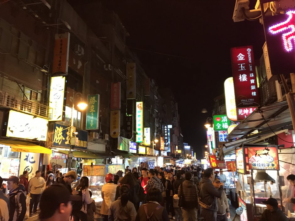 艋舺夜市 攝影：陳皮梅