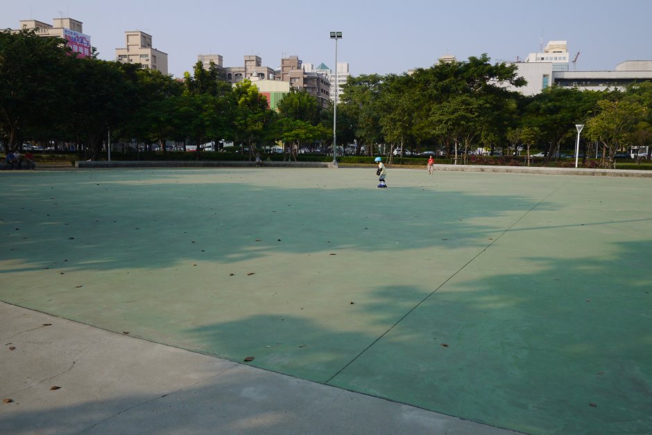 凹仔底森林公園溜冰場 攝影：旅遊王攝影組