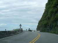 蘇花公路北段彎延道路<br/> 攝影：Eva隨手拍