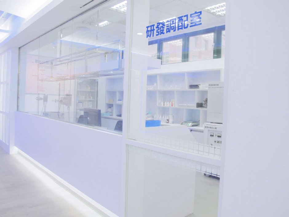 研發調配室 攝影：華生水水體驗館