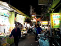 廟東夜市一景<br/> 攝影：Lu