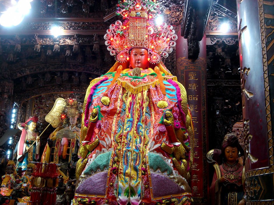 莊嚴媽祖像 攝影：余燕鳳