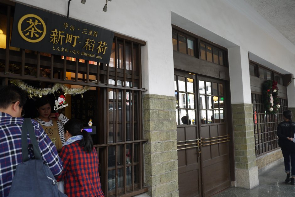 林百貨左側 攝影：旅遊王攝影組