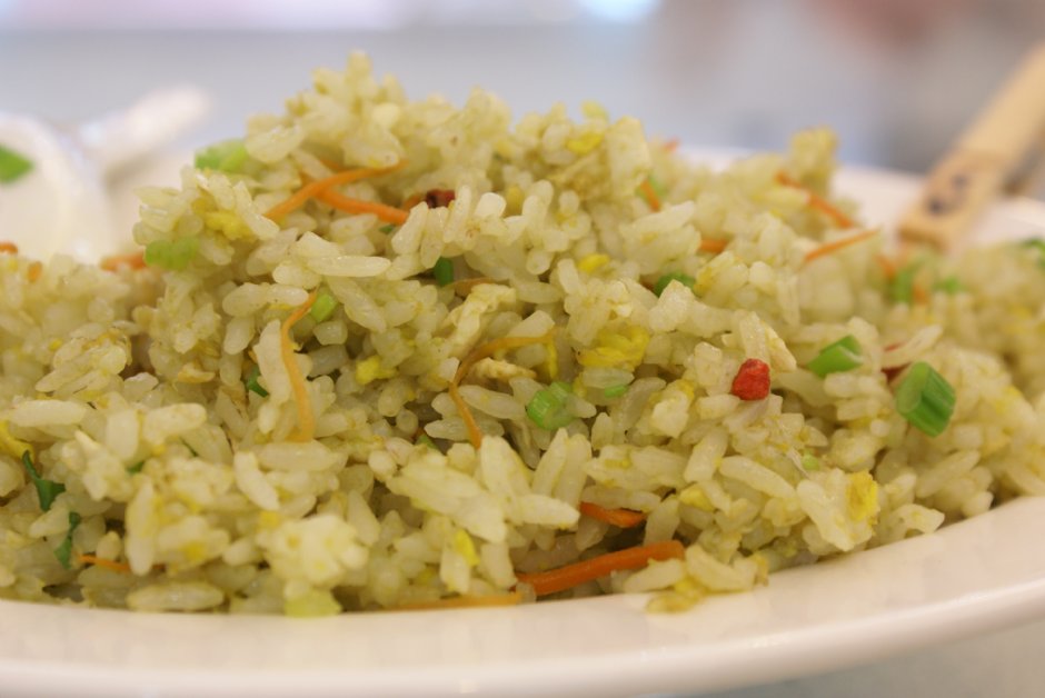 茶葉料理-茶香炒飯 攝影：Eva隨手拍