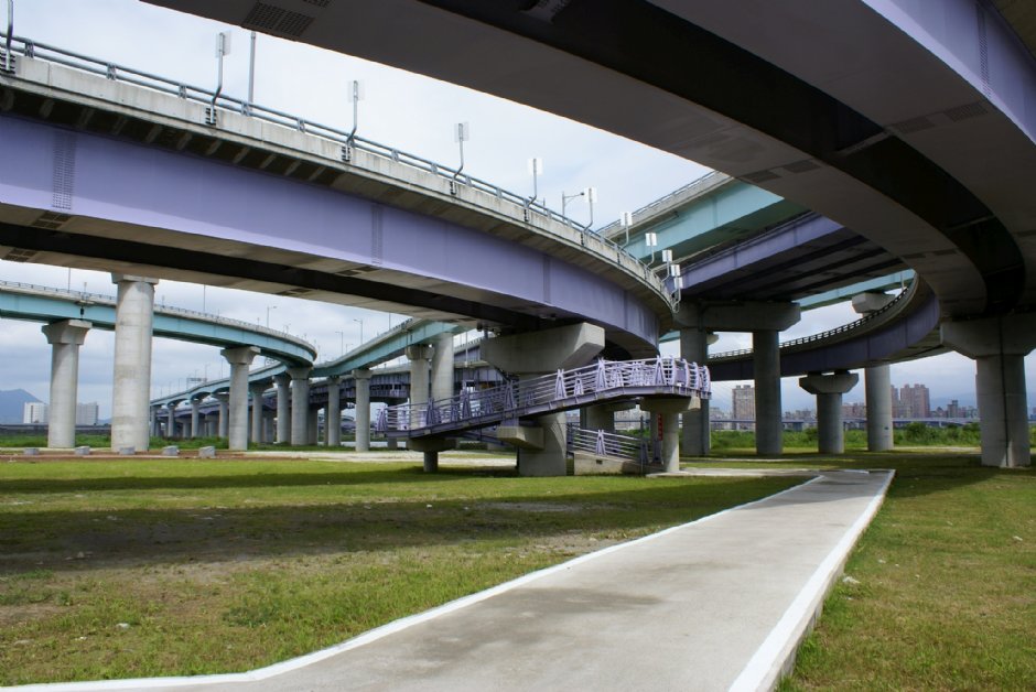 江子翠河口景觀河濱公園 攝影：Eva隨手拍