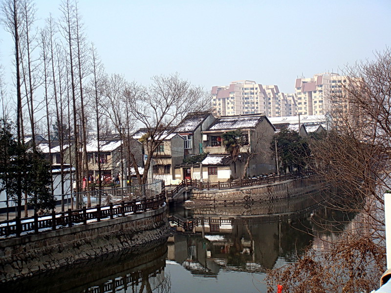 置身現代都市的古鎮 攝影：余燕鳳