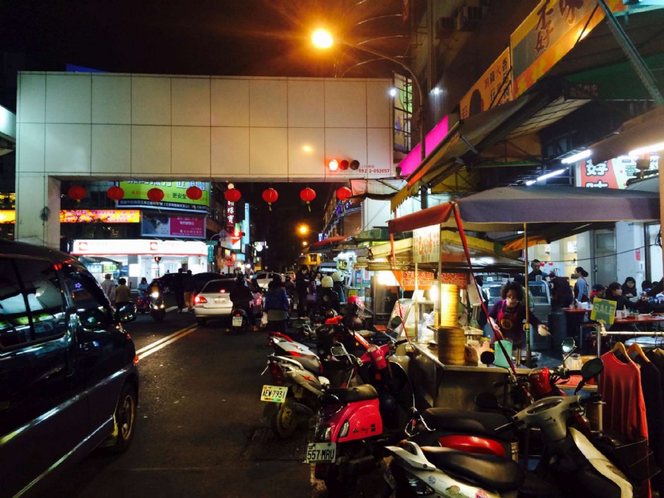 興中夜市 攝影：Leon