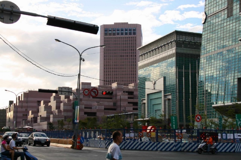 信義路街景 攝影：老山羊部落格