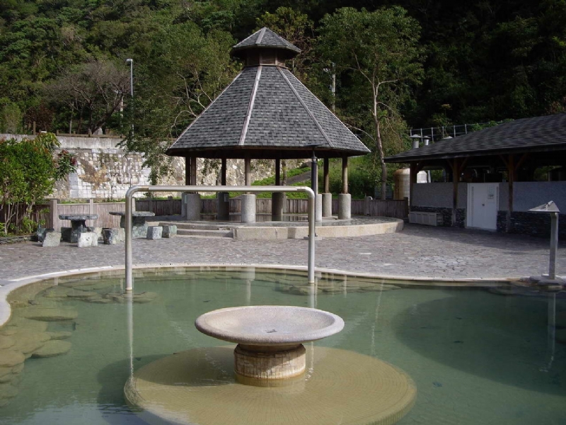 親水公園的大眾池 攝影：老山羊部落格