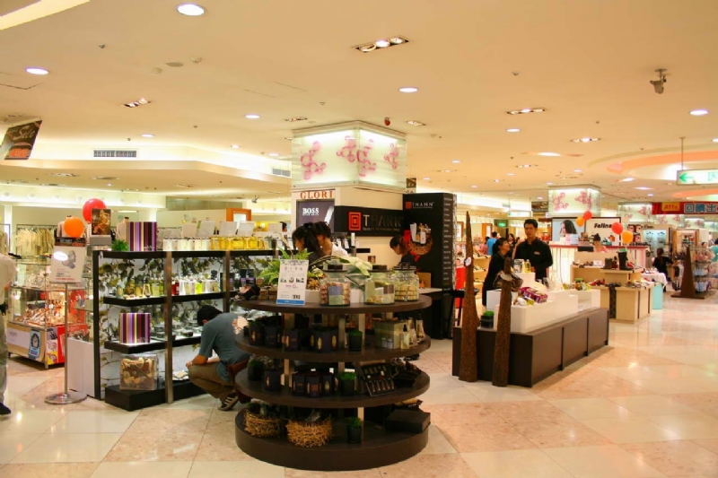 新光三越信義店各式專櫃 攝影：老山羊部落格