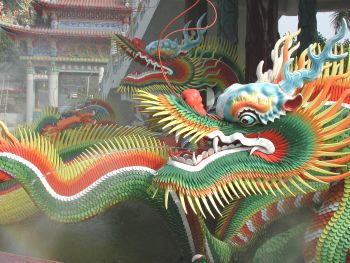 龍的雕像 攝影：張弘穎