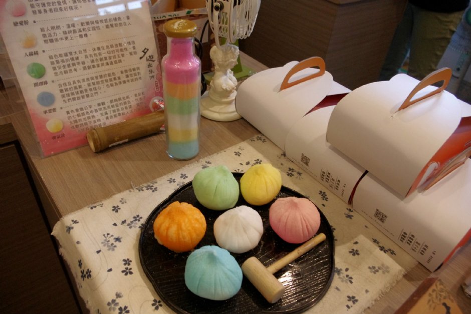 彩鹽造型小物(此圖為展示於夕遊出張所) 攝影：Eva隨手拍
