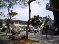 德耀路<br/> 攝影：老山羊部落格