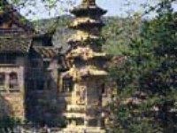 棲霞寺<br/> 攝影：四川旅遊信息網