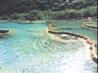 碧波蕩漾<br/> 攝影：四川旅遊信息網