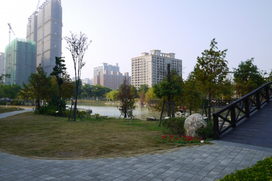 公園行人徒步道 攝影：旅遊王攝影組