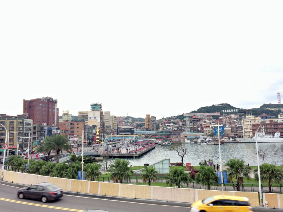 俯瞰基隆港 攝影：Eva隨手拍