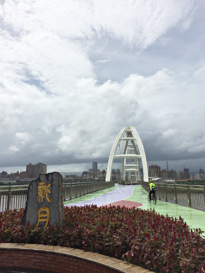 新月橋 攝影：Eva隨手拍