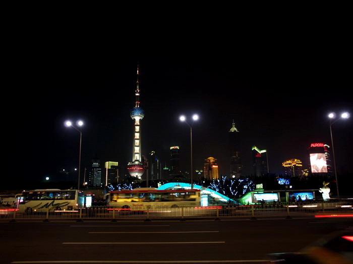 眺望埔東夜景 攝影：簡時強