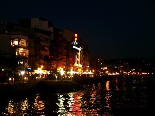 遠望淡水夜景 攝影：eva隨手拍