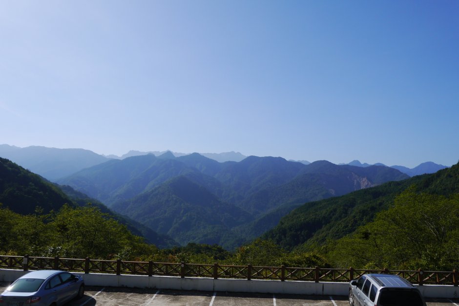 201507雪霸觀霧山莊停車場 攝影：旅遊王攝影組