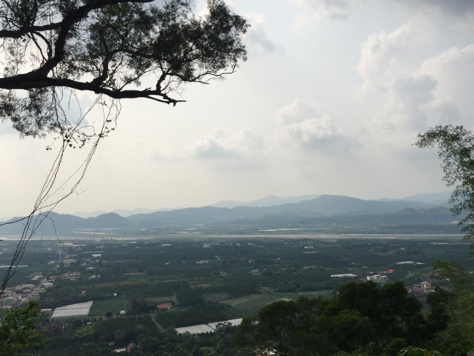 大津瀑布涼亭視野 攝影：旅遊王攝影組