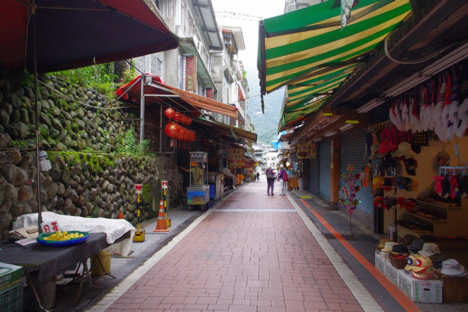 烏來商店街 攝影：Eva隨手拍