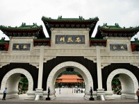 入口牌樓<br/> 攝影：陳銘祥