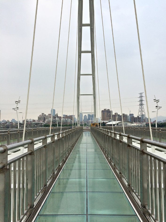 新月橋 攝影：Eva隨手拍