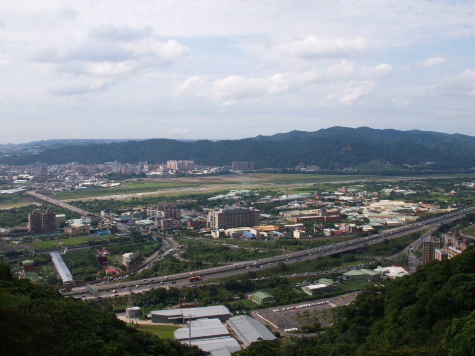 鳶山山頂日景 攝影：amo