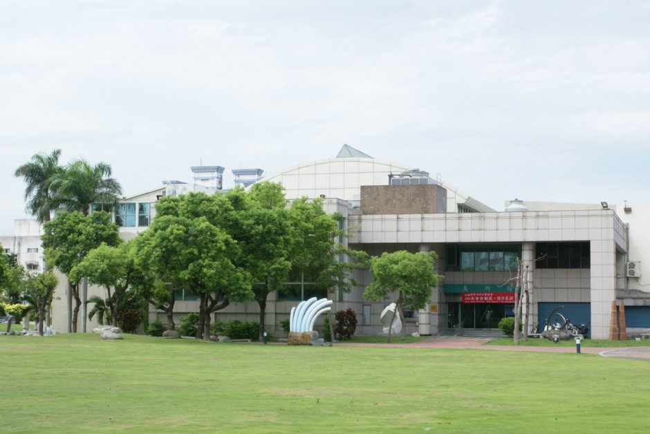 花蓮縣文化局-美術館 攝影：Eva隨手拍