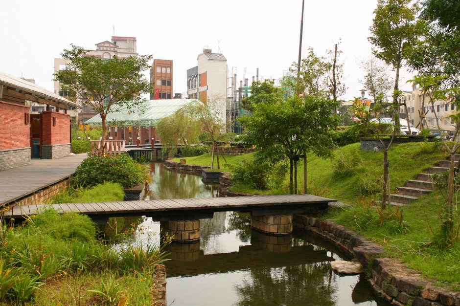 湯圍溝公園幽美造景 攝影：老山羊部落格