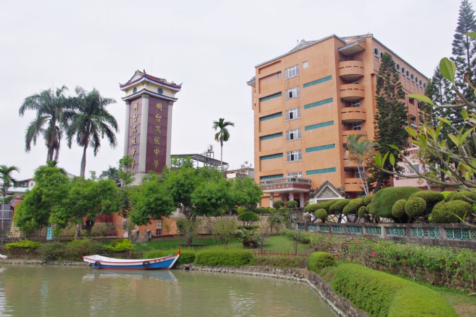 霧峰林家花園(萊園)就在明台高中內 攝影：Eva隨手拍