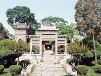 寺內景致1<br/> 攝影：林明德