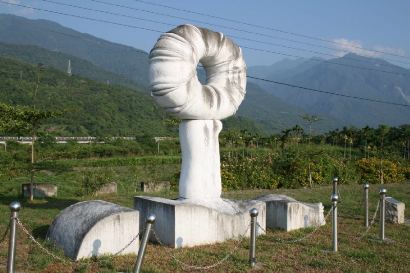 富源村路旁造景 攝影：老山羊部落格