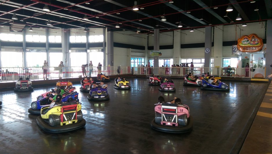 幸福碰碰車 攝影：軒爸