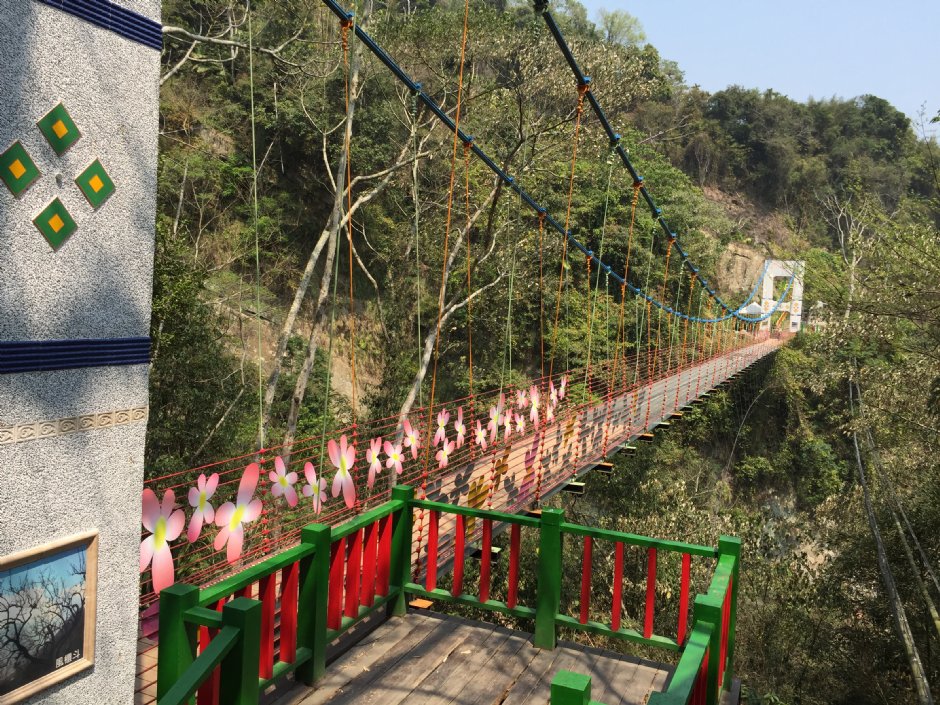 坪瀨琉璃光之橋 攝影：旅遊王攝影組