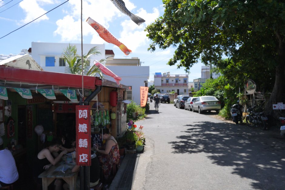 萬里桐街景 攝影：三井
