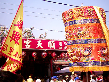 廟宇前往蕃薯厝順天宮進香 攝影：吳仰哲