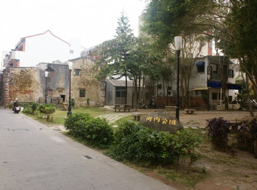 馬公街景-街內公園
