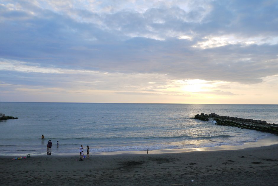 台南黃金海岸夕陽 攝影：三井